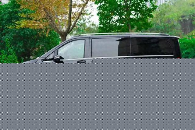 分离噪音 成都元音改奔驰V260汽车隔音改装大白鲨