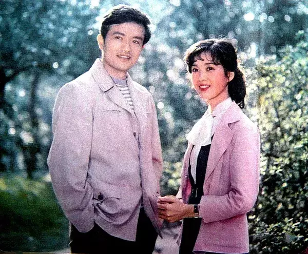 “挂历女神”龚雪的另类成名史,以及35年前的一桩“桃色事件”