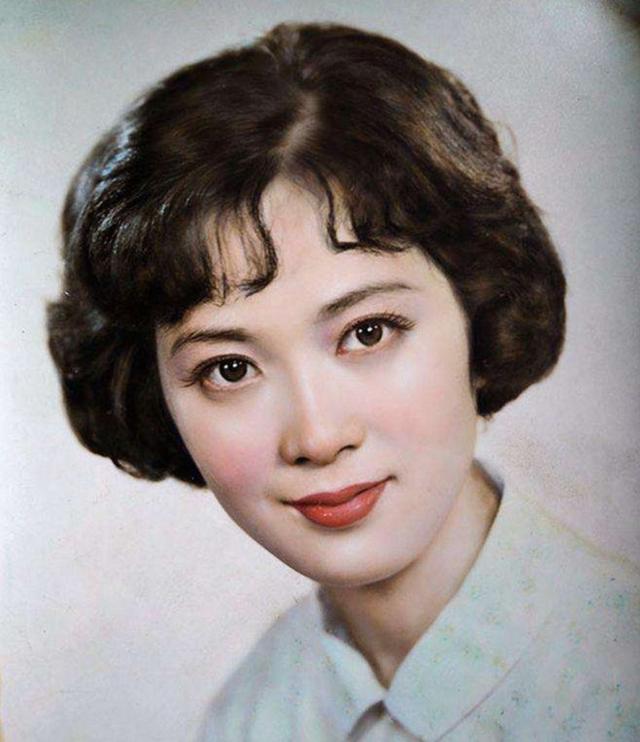 “挂历女神”龚雪的另类成名史,以及35年前的一桩“桃色事件”