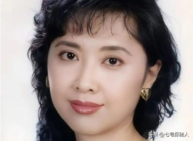 号称“中国第一美女”的朱琳,二婚无子女,如今72岁美得令人羡慕