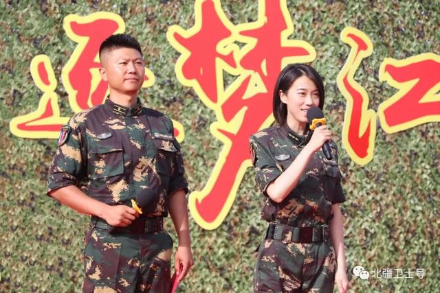 “八一”文艺演出，超美！