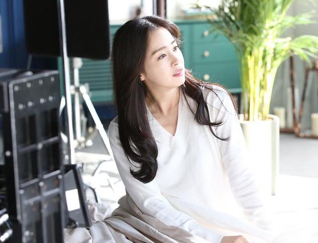 “投胎赢家”金泰熙:不仅是韩国第一美女,智商148还有个财阀爹