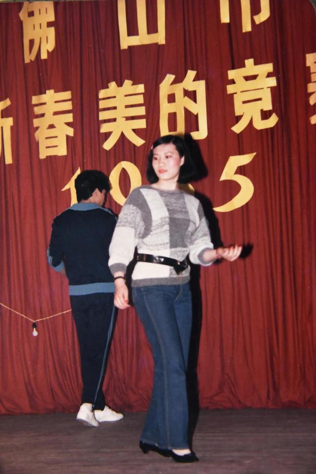 四十年前行走在佛山花市的俊男美女,背后原来有这样一段“古”!