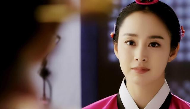 “投胎赢家”金泰熙:不仅是韩国第一美女,智商148还有个财阀爹