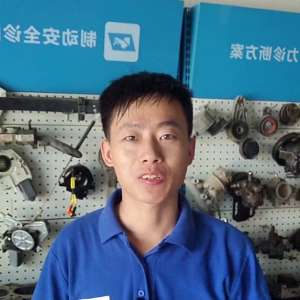 汽车刹车片怎么换视频(刹车片什么时候更换，一分钟视频告诉您 拒绝套路，真心)