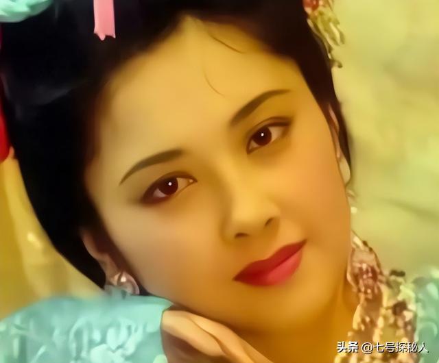 号称“中国第一美女”的朱琳,二婚无子女,如今72岁美得令人羡慕