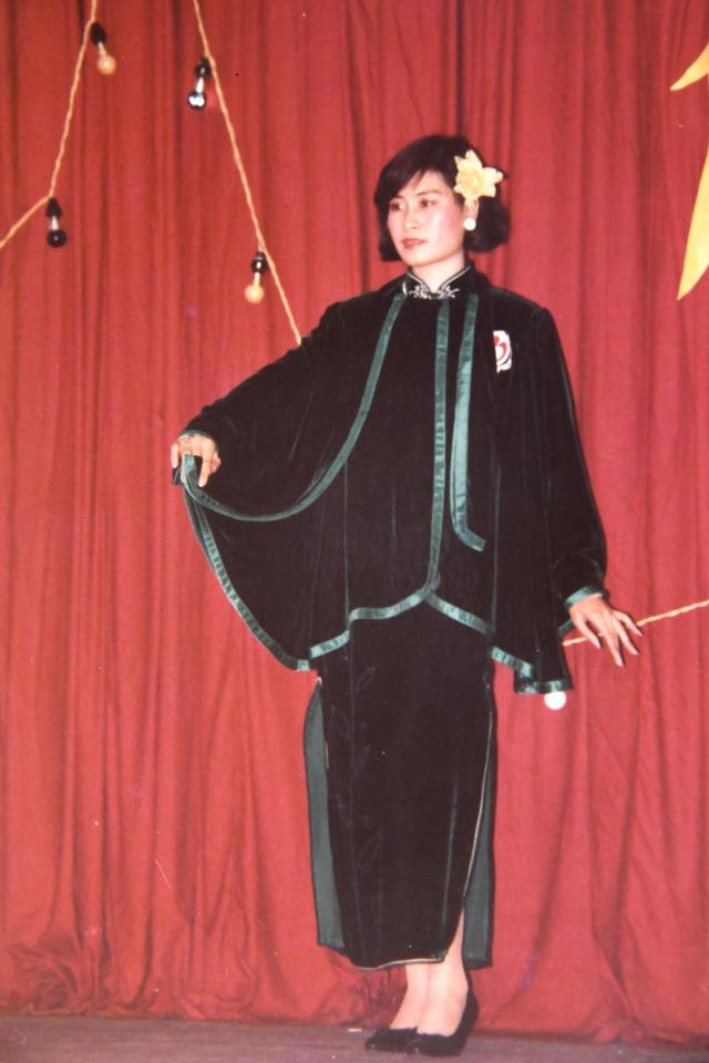 四十年前行走在佛山花市的俊男美女,背后原来有这样一段“古”!