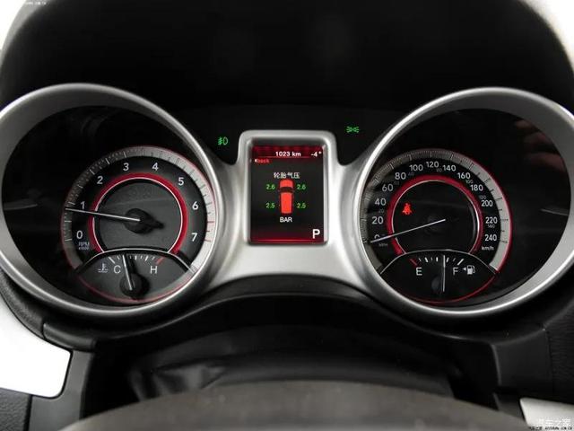 二手酷威:7座SUV,如今只卖9万多,二排堪称宝藏座椅