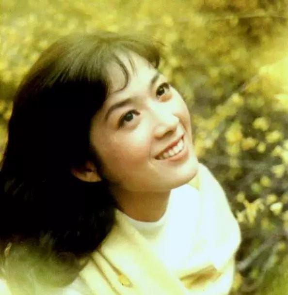 “挂历女神”龚雪的另类成名史,以及35年前的一桩“桃色事件”
