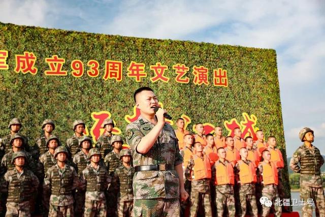 “八一”文艺演出，超美！