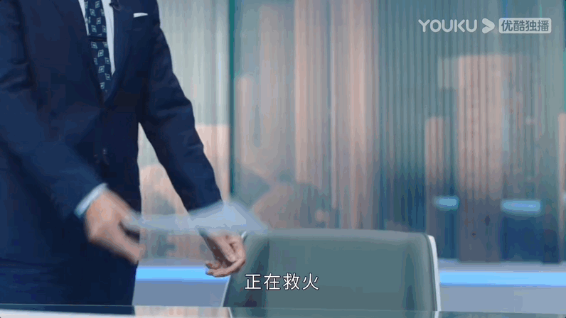 《新闻女王》同是床戏,为啥佘诗曼专宠小鲜肉,马国明专吃窝边草