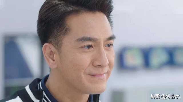 《新闻女王》同是床戏,为啥佘诗曼专宠小鲜肉,马国明专吃窝边草