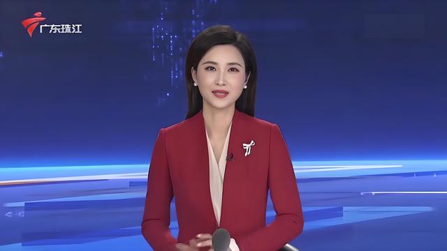 36岁珠江台美女林彬:气质不输年轻时的徐洁,早已结婚生女很幸福