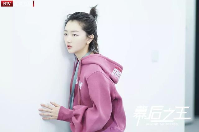 周冬雨接受BTV独家专访 布小谷很“虎”“我很端庄” 人生三大信条“吃得好、玩得好、睡得好”