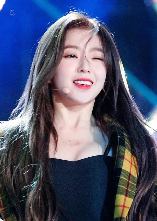 韩国群众呼声最高的91年美女女星!裴珠泫