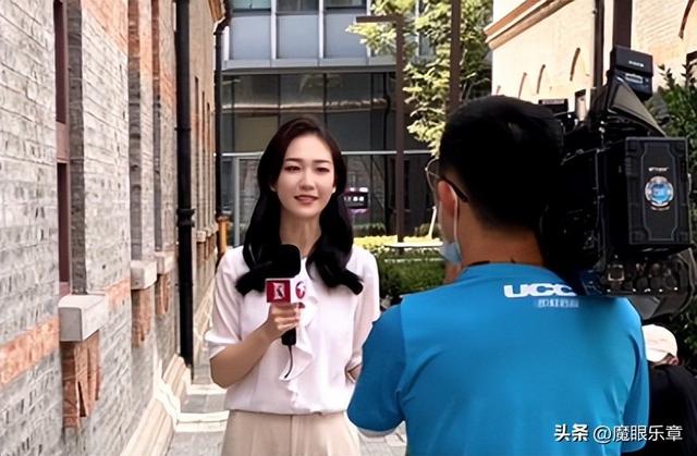 27岁美女主播郭凯旋亮相《新闻报道》,她竟是印海蓉的“徒弟”
