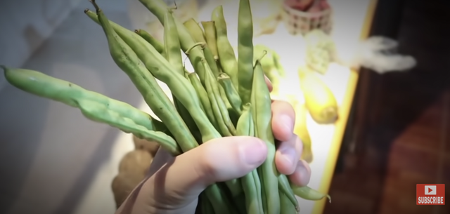 吃播鼻祖为流量暴食至362斤！“吃”断肋骨戴呼吸机还要继续吃