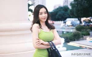 lol十大美女主播(LPL九大美女主持解说近照，骆歆古风造型满分，你最喜欢哪一位？)