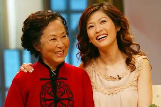 美女主持私生活混乱?和冯小刚夜宿8小时,陈红老公为其花1000万