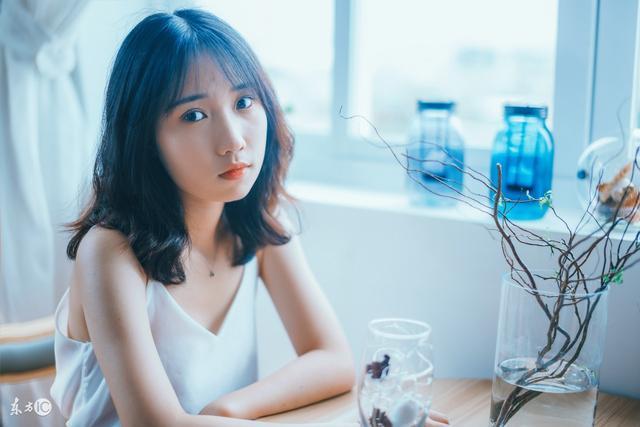 小说：一个人，同时开两辆车是什么体验？