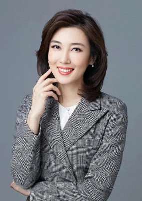吉林广播女主播(央视主持人李红：因出身被造谣嫁入豪门，如今46岁的她怎样了)