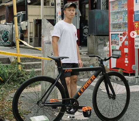 出轨G奶的那须川天心这么壕!19岁买保时捷,年赚数亿?