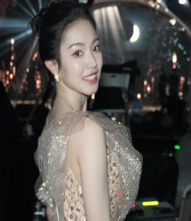 东方卫视10位美女主播,陈辰、冯琳、司雯嘉,你最喜欢哪位主持人