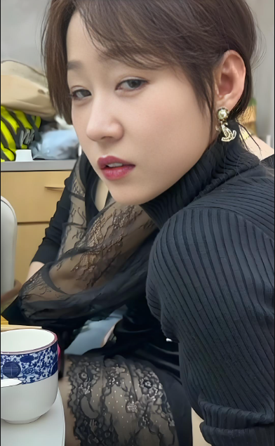 盘点全网喝酒的六大美女,你觉得谁最能喝