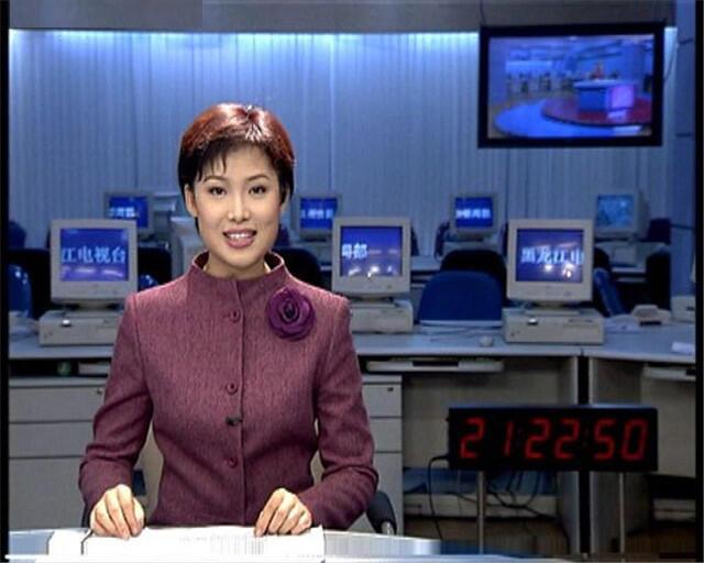 《新闻联播》美女主播郑丽:37岁做妈妈,钟爱家乡黑龙江