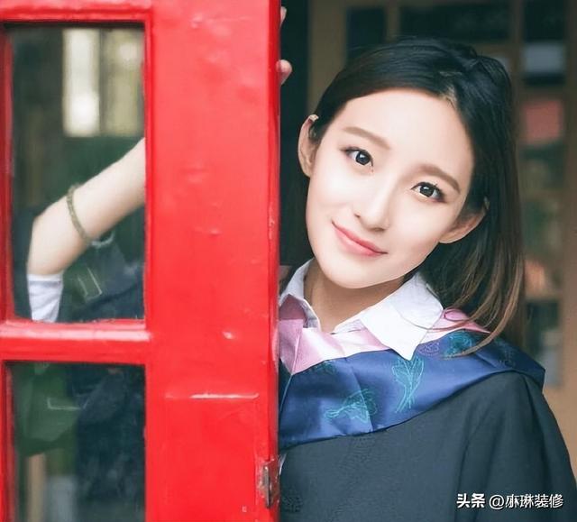 央视的美女主持,长得太漂亮了!网友:比董卿、周涛还漂亮