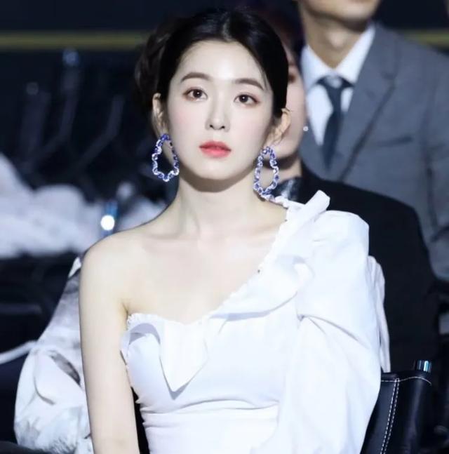 韩国群众呼声最高的91年美女女星!裴珠泫