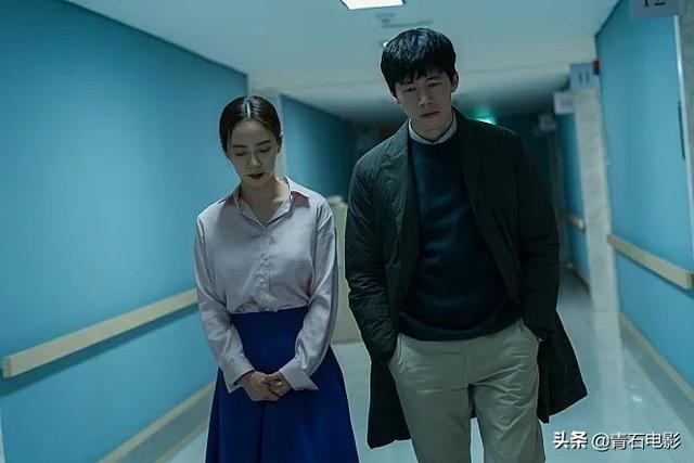 新上映的韩国惊悚片，韩网评分9.4，宋智孝为演女主每天跑10公里