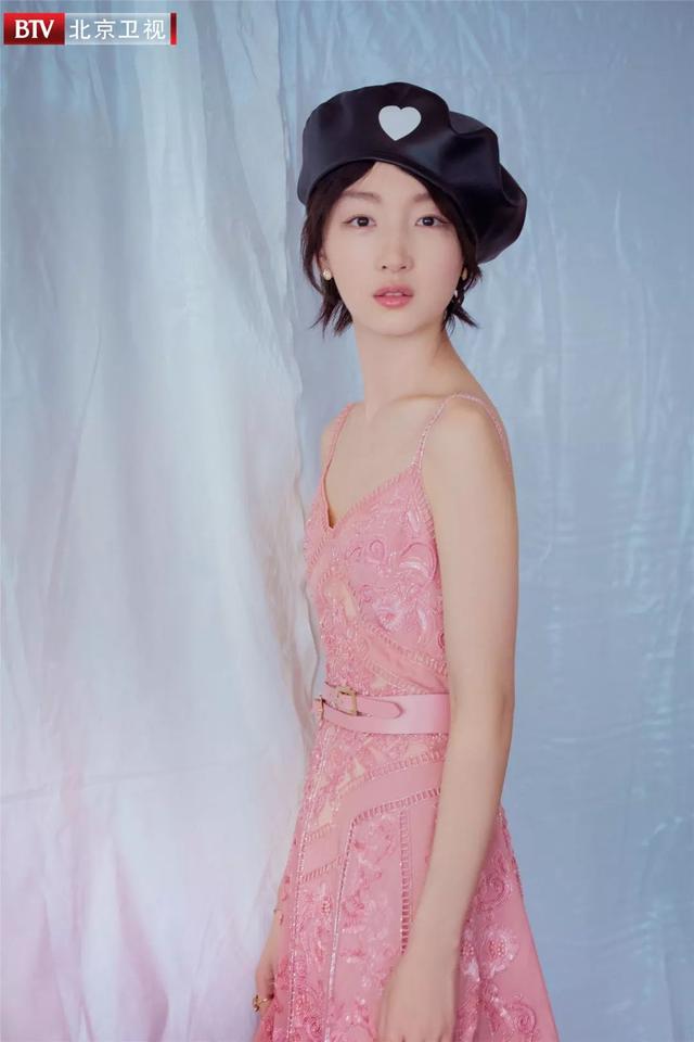 周冬雨接受BTV独家专访 布小谷很“虎”“我很端庄” 人生三大信条“吃得好、玩得好、睡得好”