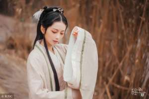 yy女主播酒窝卸甲(小说：嫡姐展现琴艺，想让庶女的她难堪，不料，重生的她样样精通)