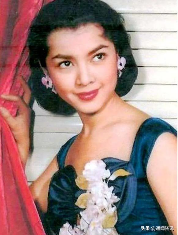 她曾是春晚主持人，抢闺蜜男友，为爱两次自杀，离婚后嫁前夫叔叔
