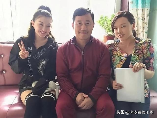 宋青莲身穿豹纹内衣大秀好身材,《乡村爱情17》依然还有看点