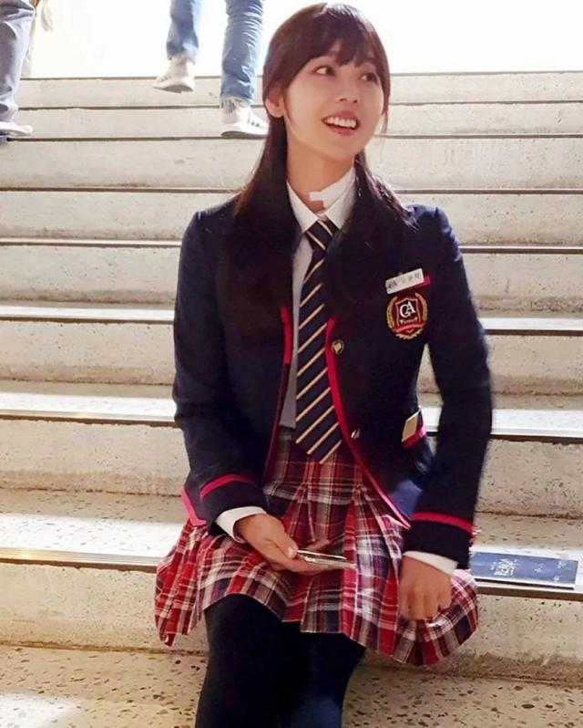 女团一代门面竟是《顶楼》隐藏王者,绝