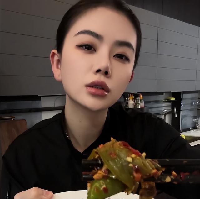盘点四大厨艺的女主播,哪个最漂亮