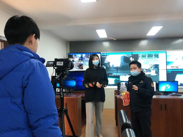 普陀“城管蓝”的一天什么样？网红主播带你亲身体验→