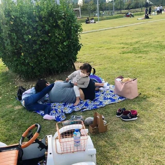 女团一代门面竟是《顶楼》隐藏王者,绝