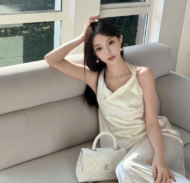 王思聪17任女友盘点,张予曦最美,审美从气质超模退化成小网红