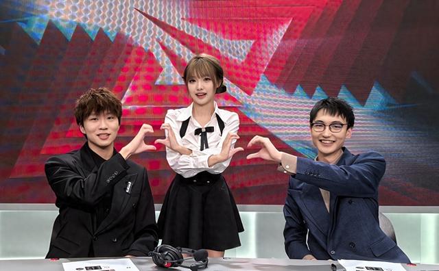 姿态整场被硬控!周敢敢穿黑丝庄园热舞,Letme:LLW还不出来吗