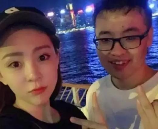 土豪豪刷9000万追到女主播薇薇,近况如何