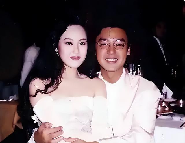 香港第一“妖女”,负面新闻满天飞,如今却高调回归,直播带货