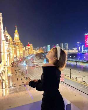 写真女主播在线(可爱与性感并存，台湾短发萌妹电竞美女主播魅力写真大赏)