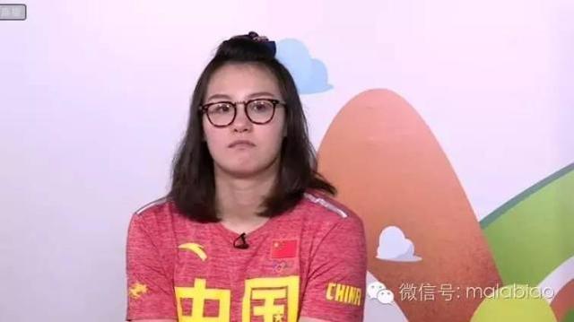 傅园慧又直播了，采访她的是大王，两个摩羯座的人是怎么不冷场的