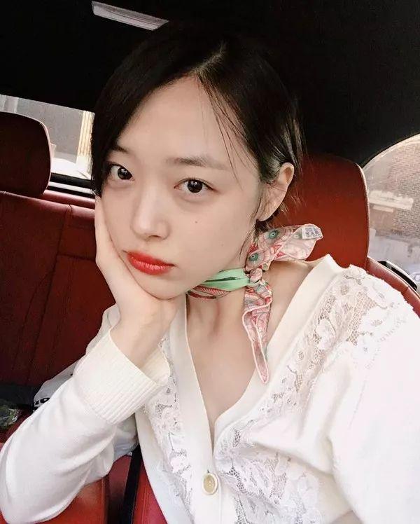雪莉开通微博，她是如何切换清纯与性感？附雪莉同款“果汁妆”