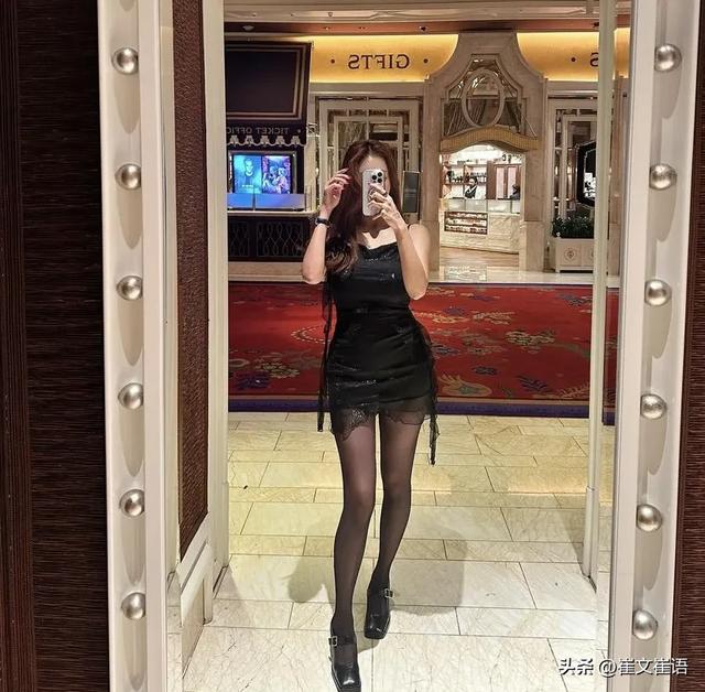韩国主持天花板!黑丝气质美女尽显好身材!绝佳风采让人爱