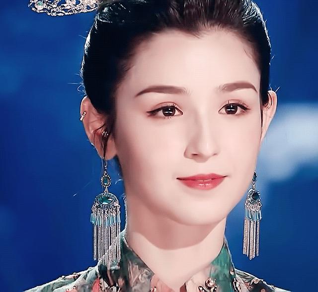 “敦煌仙女”哈妮克孜,自述:演丫鬟太美,演女一,自己想的太美
