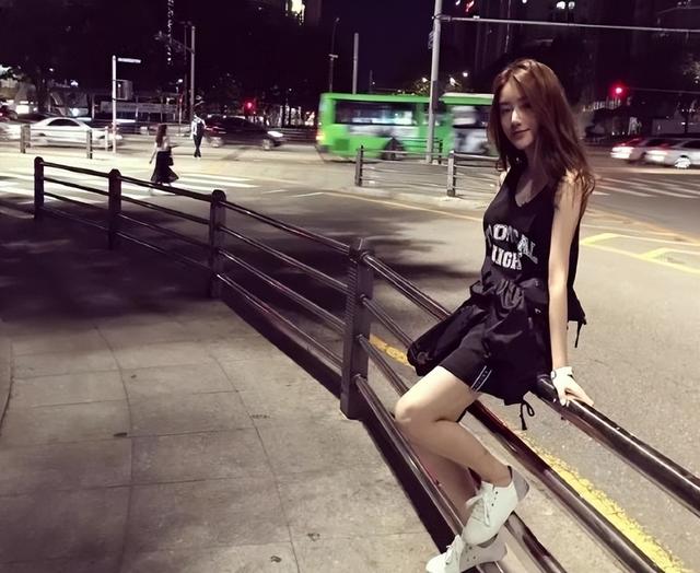 王思聪17任女友盘点,张予曦最美,审美从气质超模退化成小网红